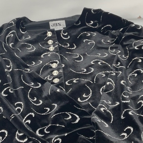 Beautiful JBS ltd black velvet jacket with silver buttons and sparkle, size S - Picture 6 of 8